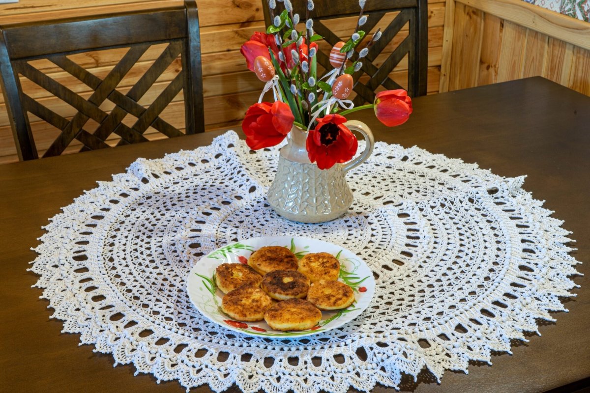 Вязаные салфетки на обеденный стол