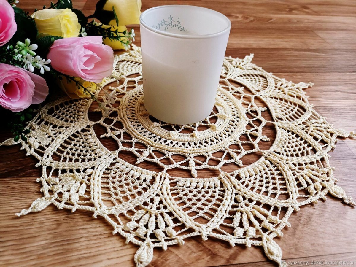 Именные салфетки крючком