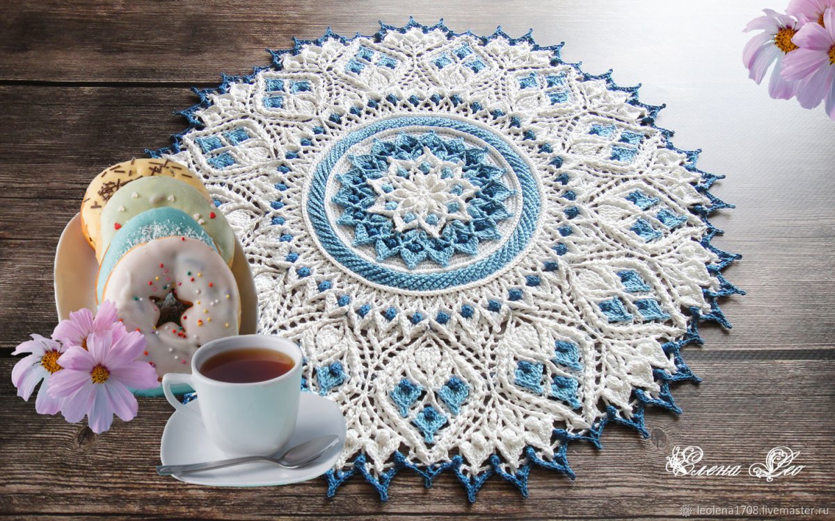 Вязаные сервировочные салфетки