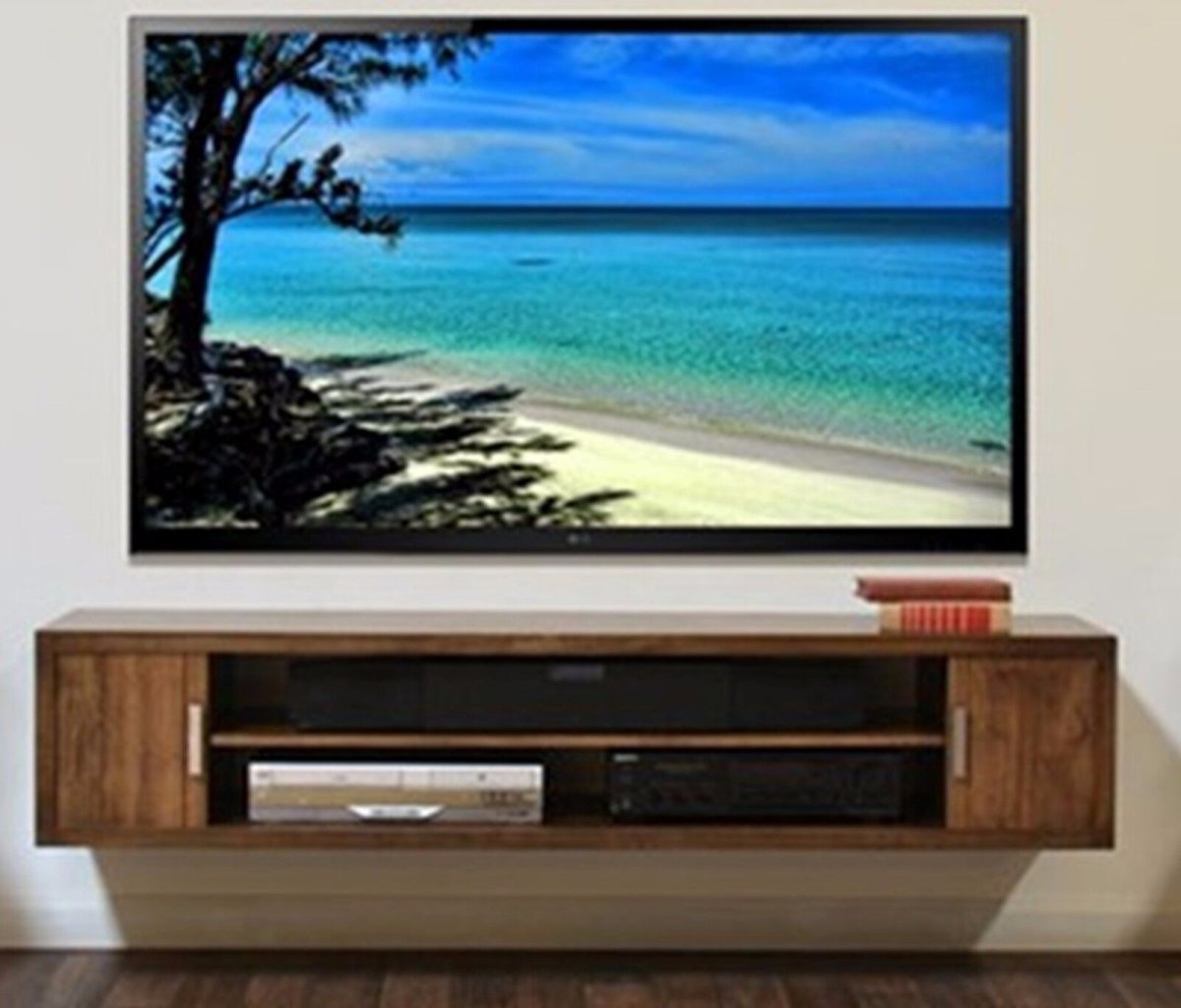 Плазменный телевизор в интерьере