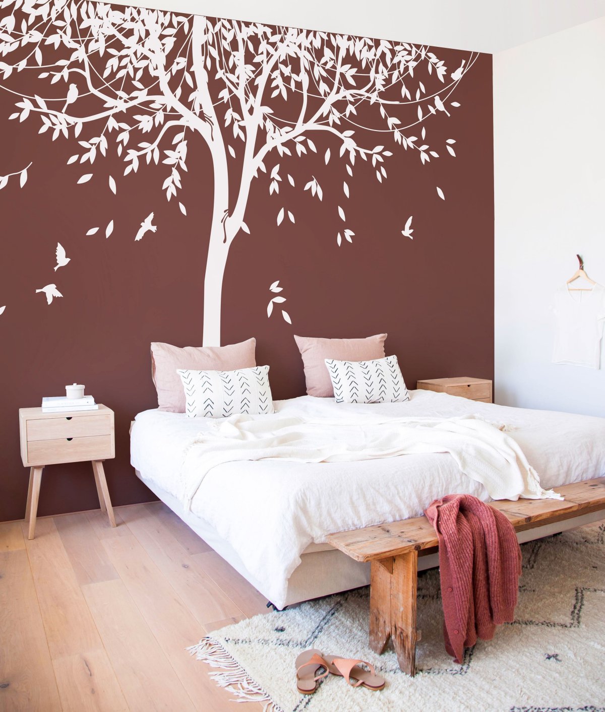 Трафарет дерева на стену