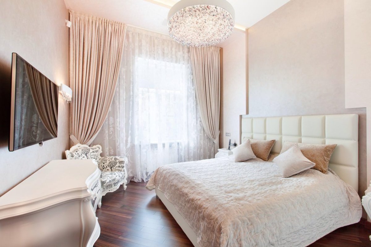 Бежевая спальня