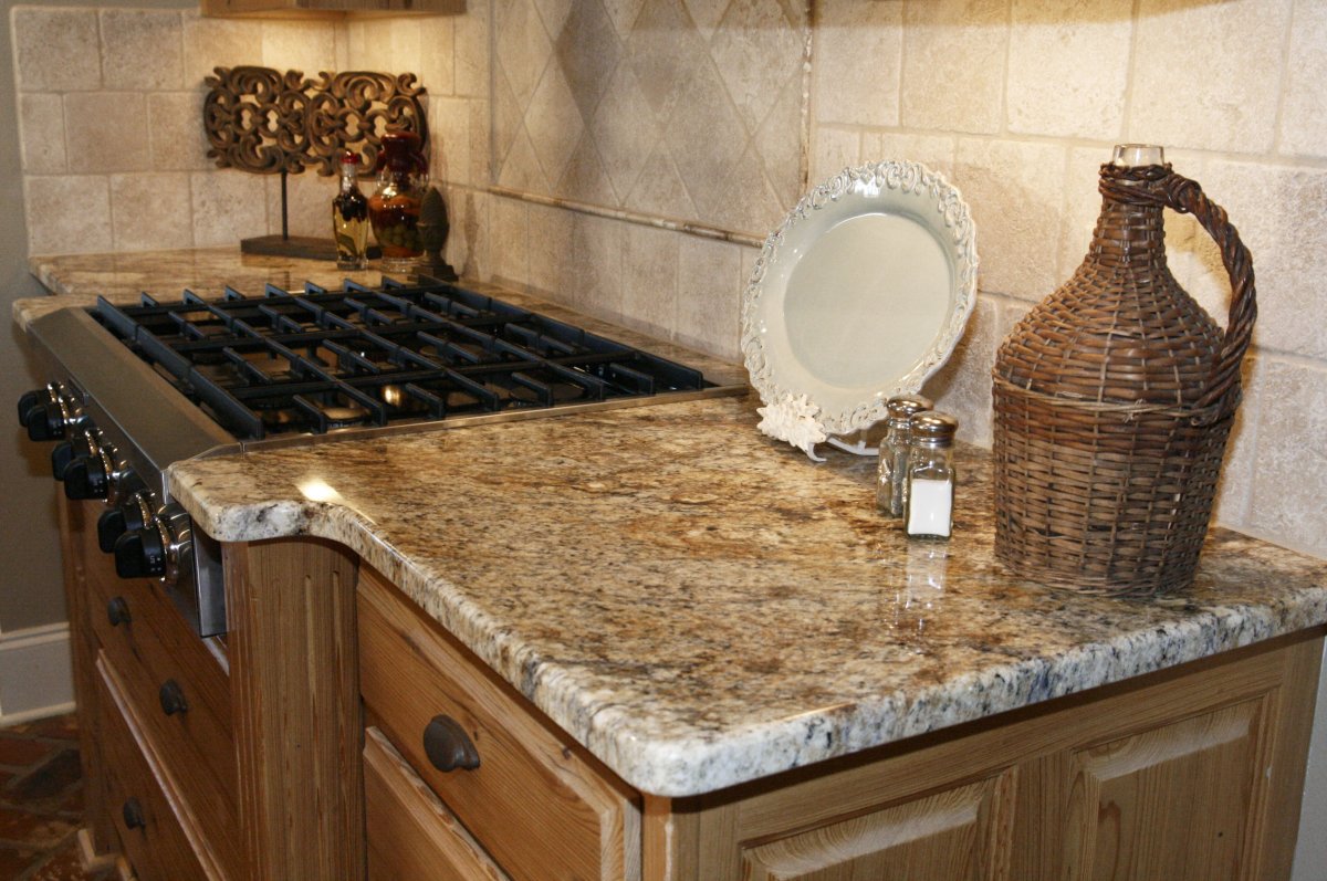 Столешница из мозаики круглая