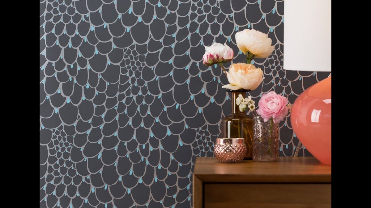 Дизайнерские обои шелкография имитация вышивки в интерьере