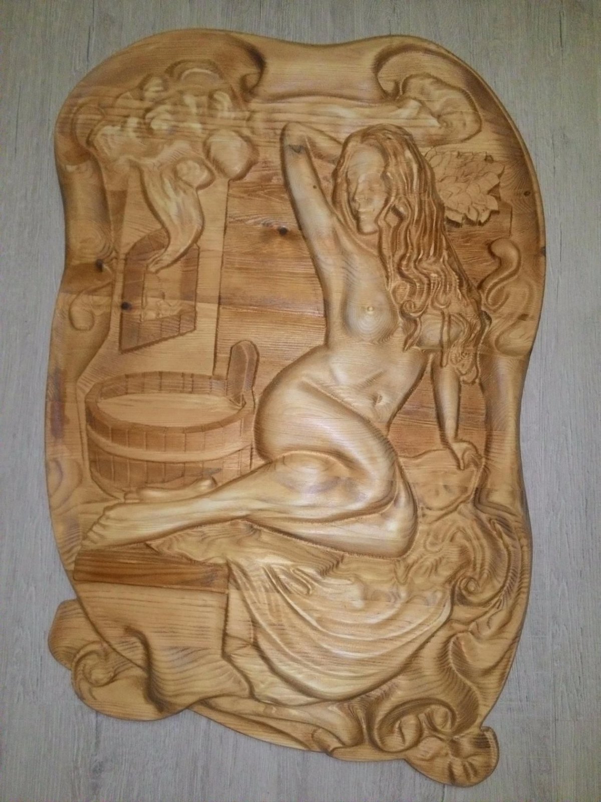 Панно из можжевельника для бани