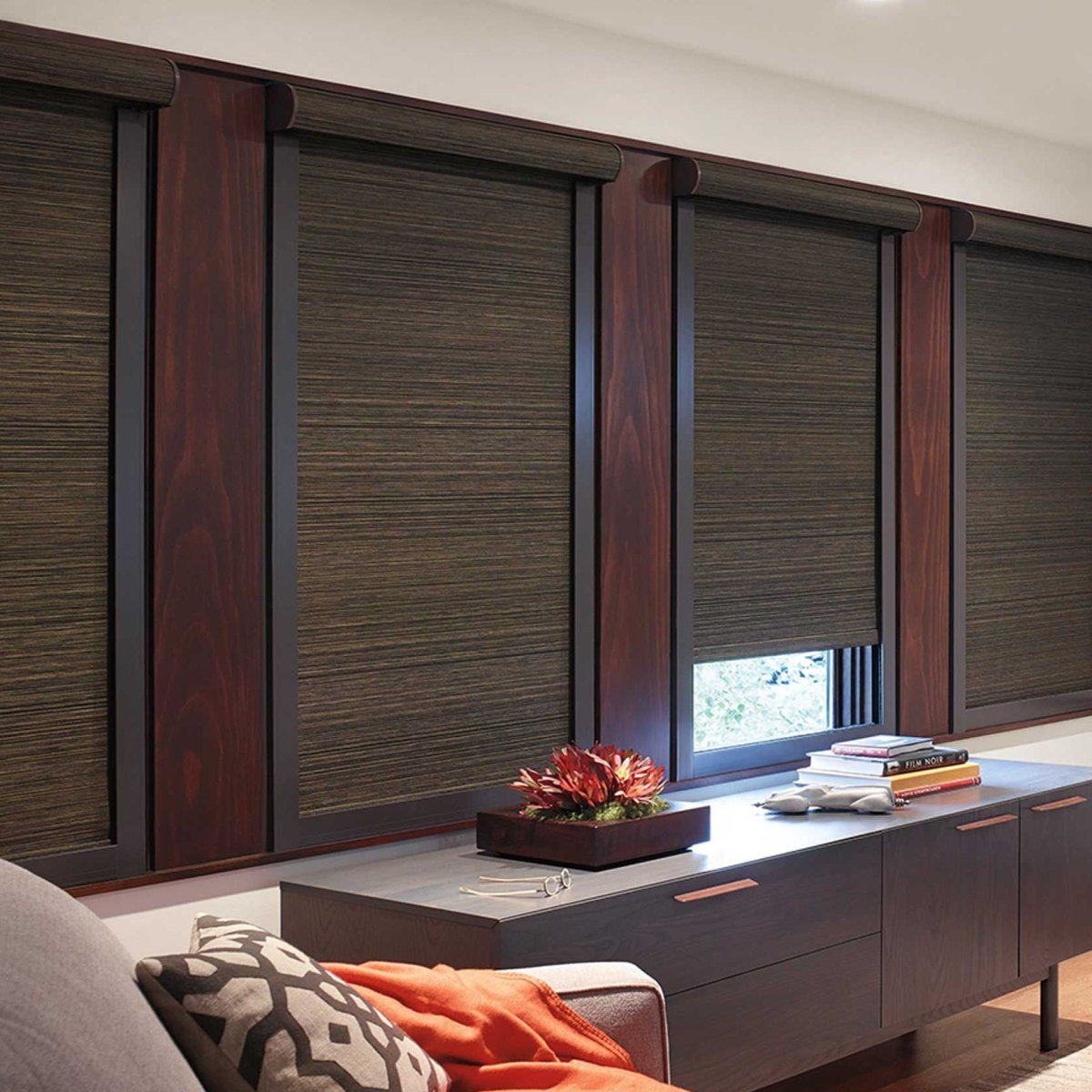 Рулонные шторы в африканском стиле