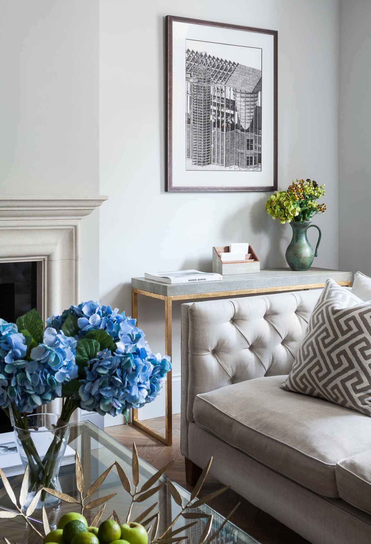 Классическая расстановка мебели в гостиной