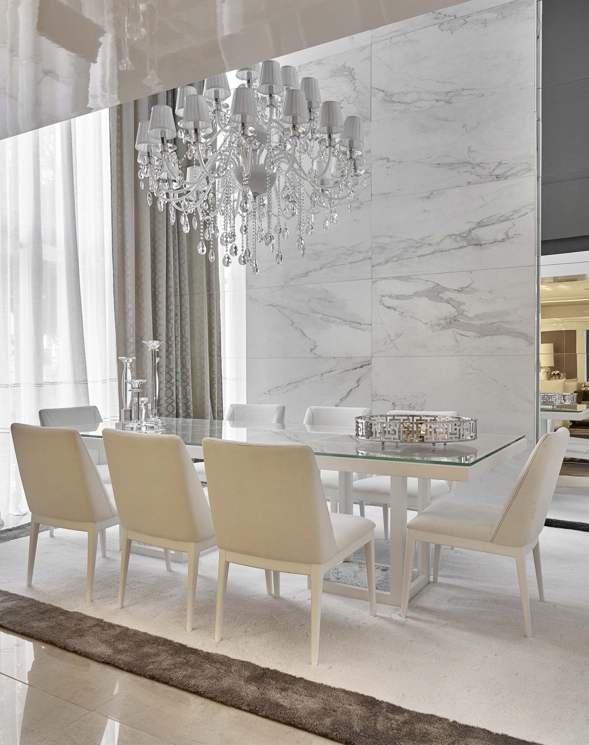 Зеркальная плитка в интерьере