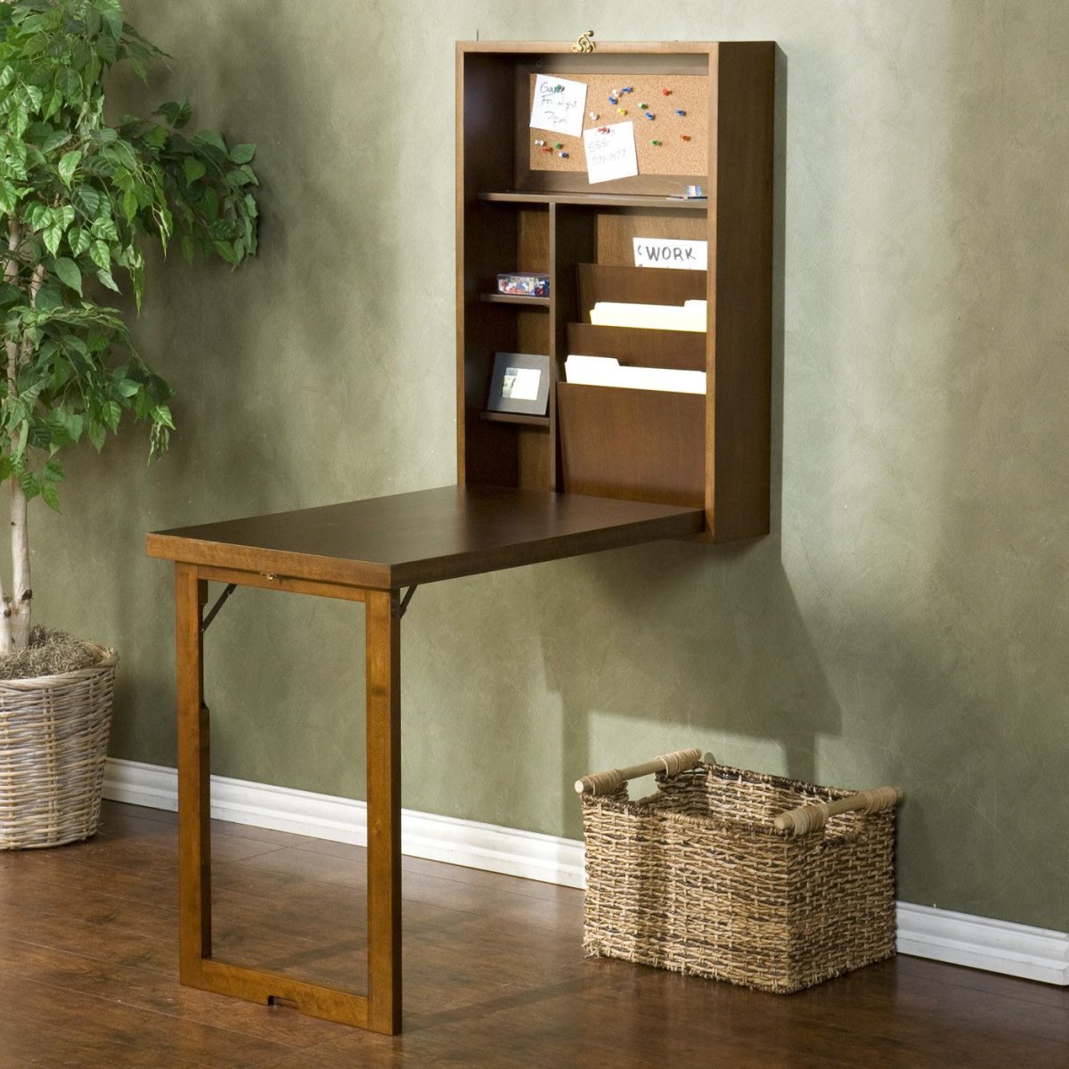 Откидной столик с полками