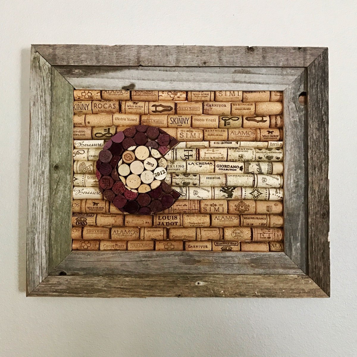 Панно из пробок от вина