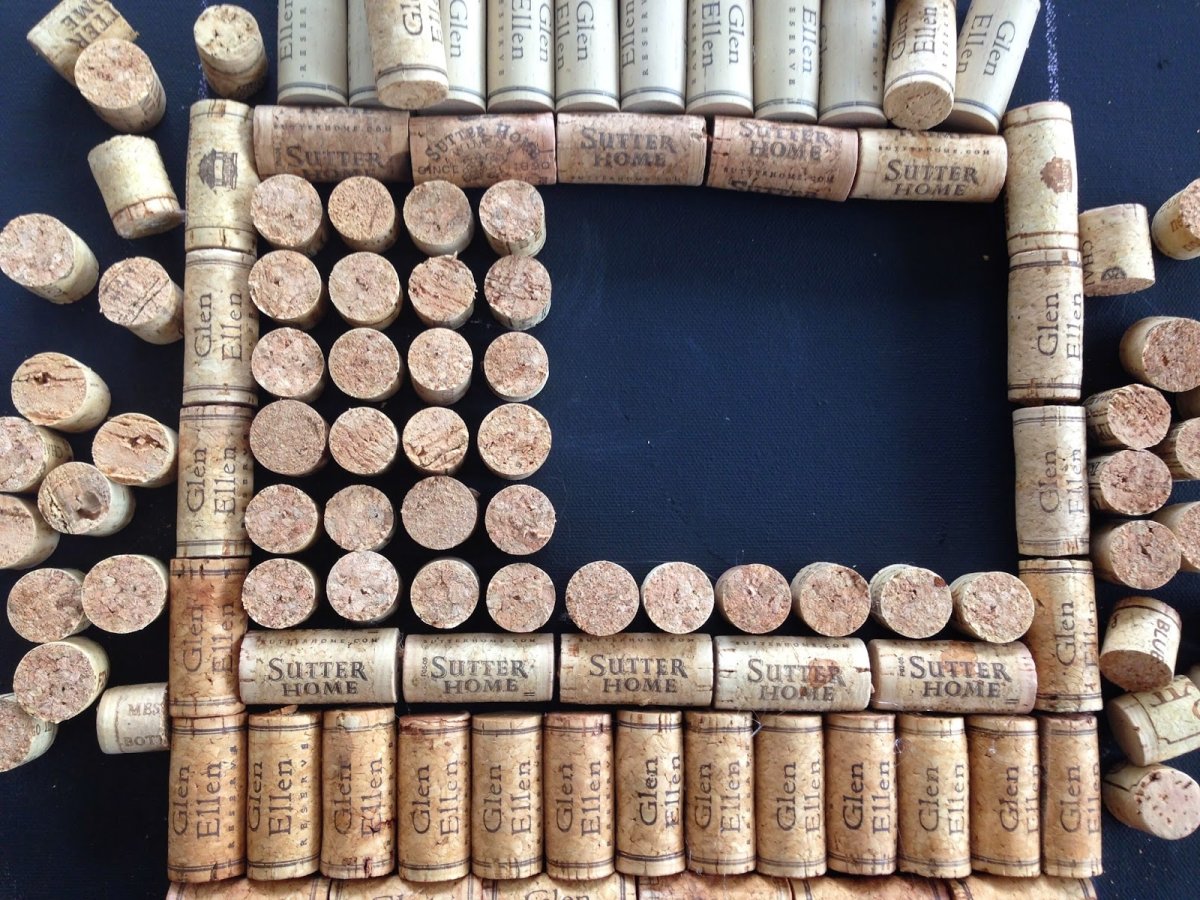 Декор из пробок от вина