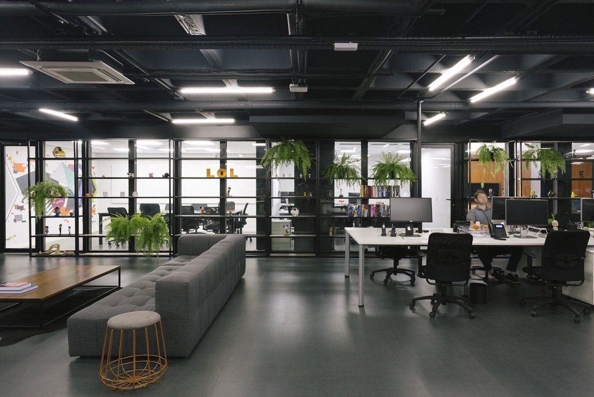 Кабинет в стиле лофт в офисе