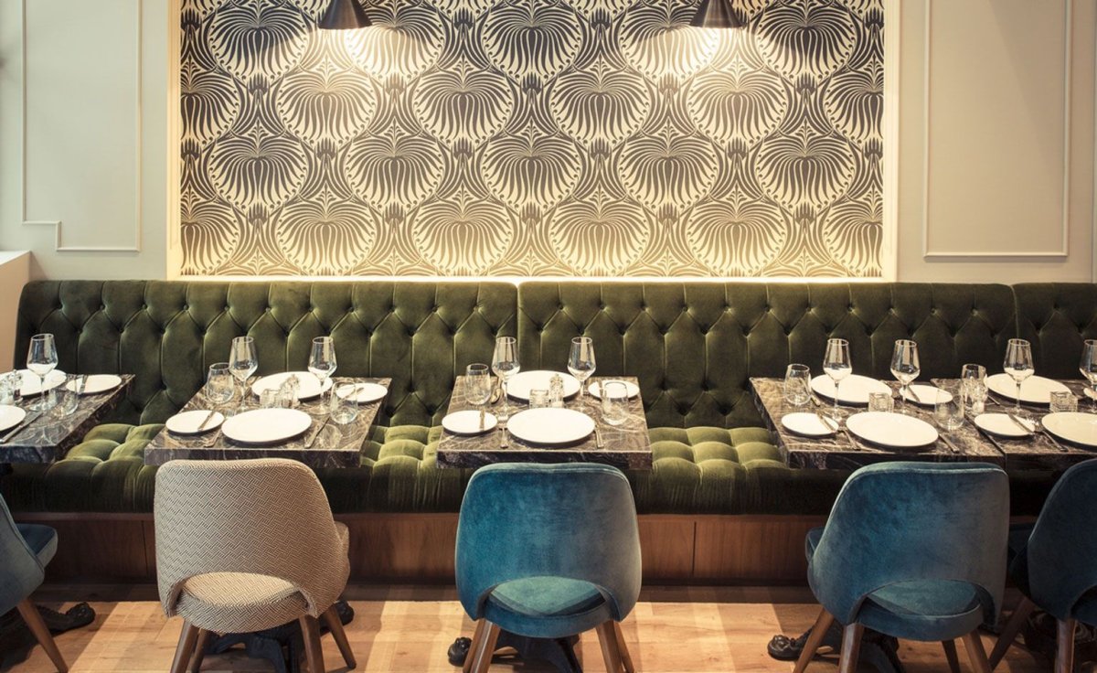 Ритм в интерьере кафе