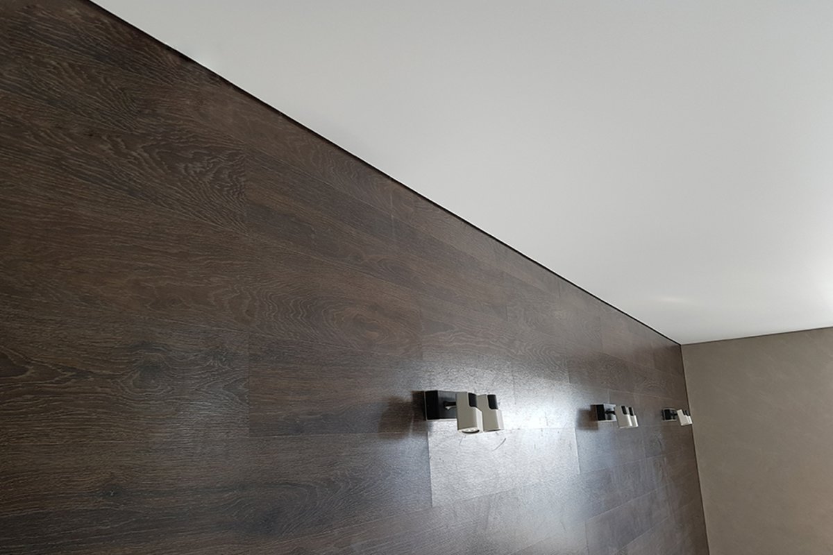 Бесщелевой натяжной потолок