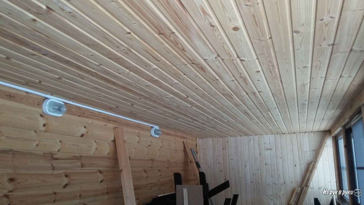 Потолок в бане вагонкой