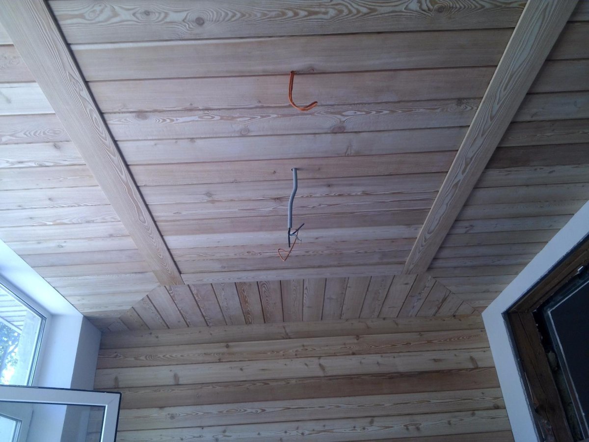 Потолок елочкой из вагонки