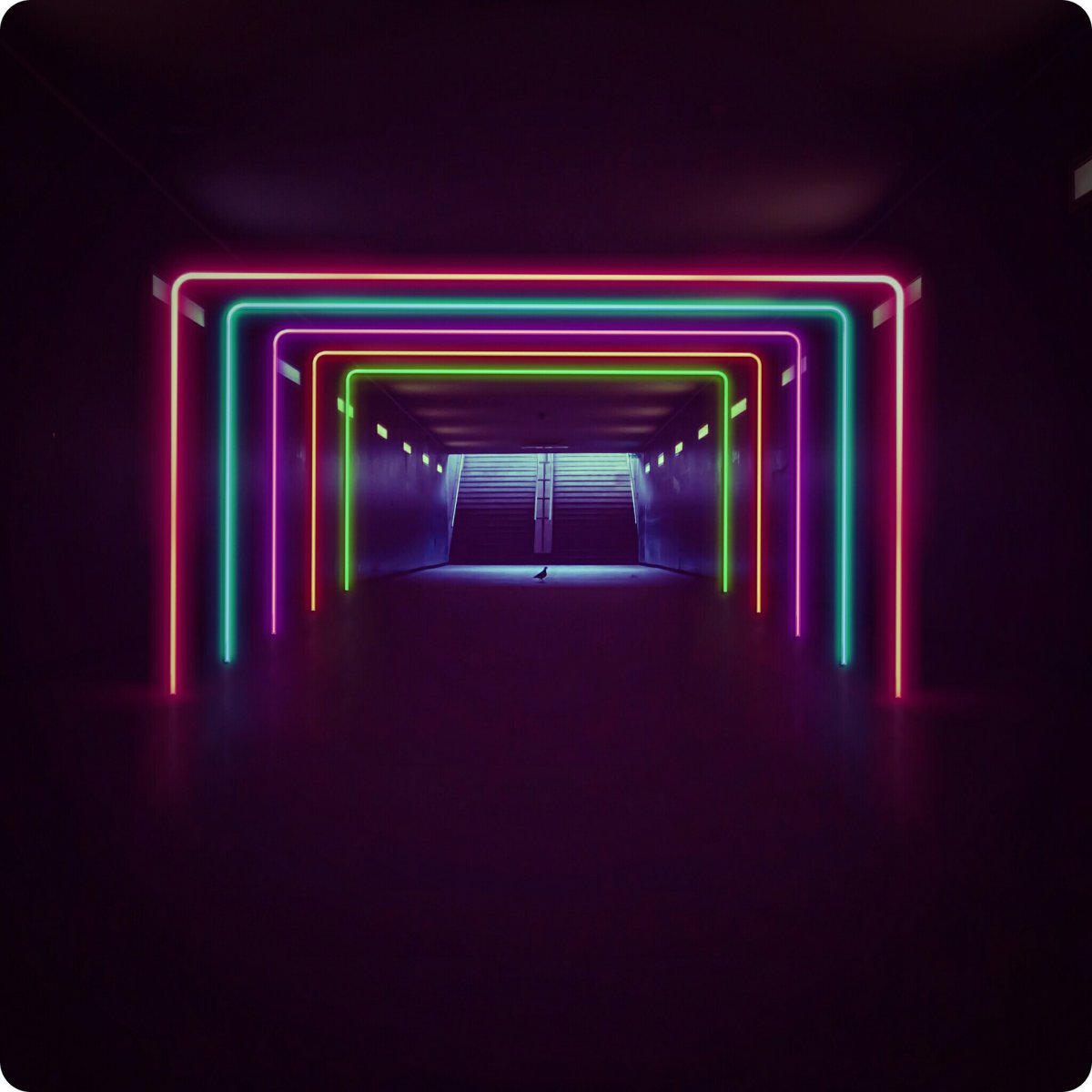 Неоновый розовый коллаж