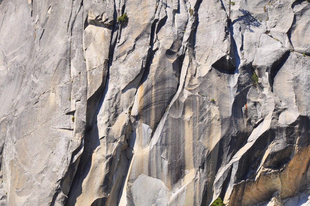 Скальные горы