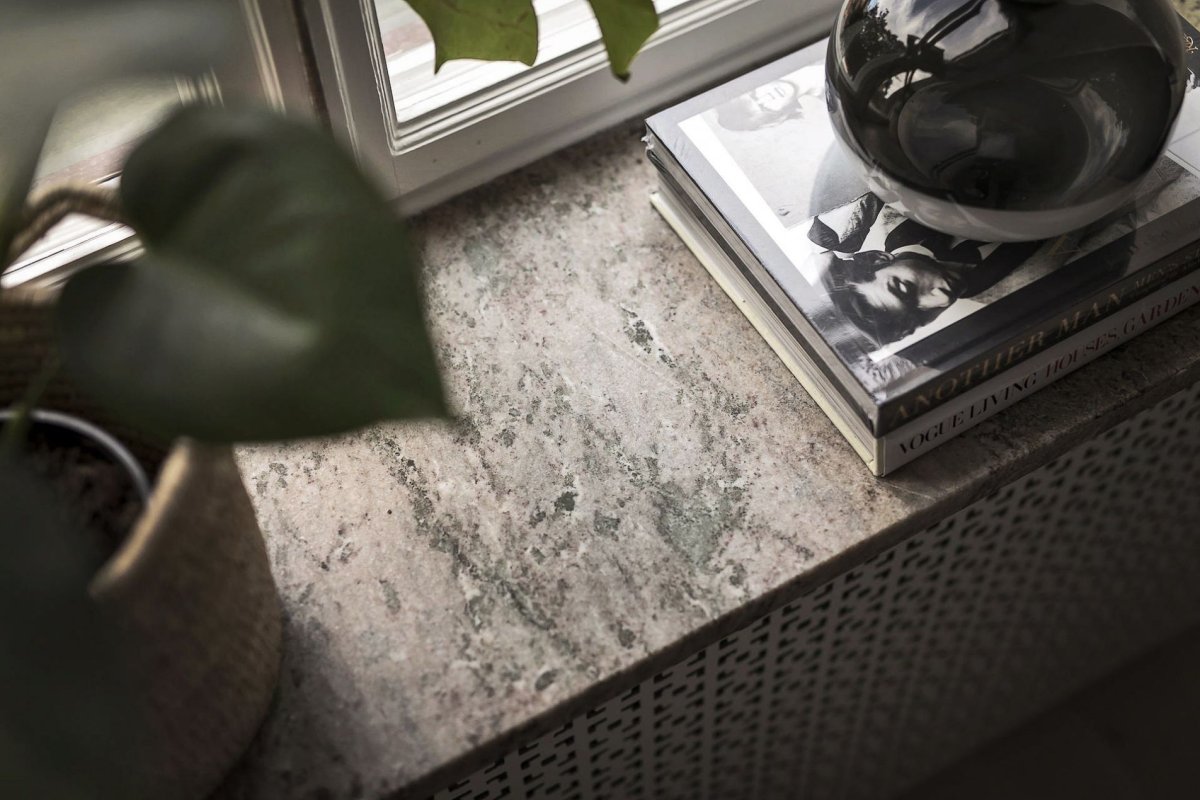 Имперадор Голд мрамор подоконники