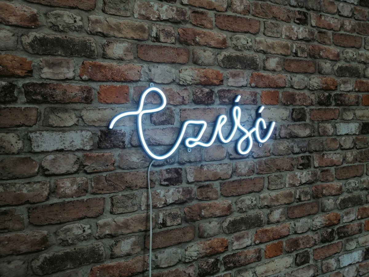 Неоновая надпись Барби