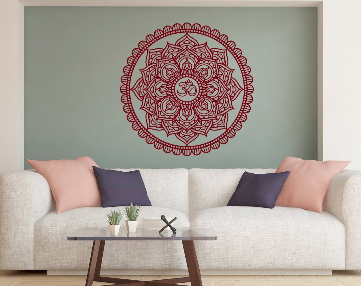 Орнамент на стене в интерьере