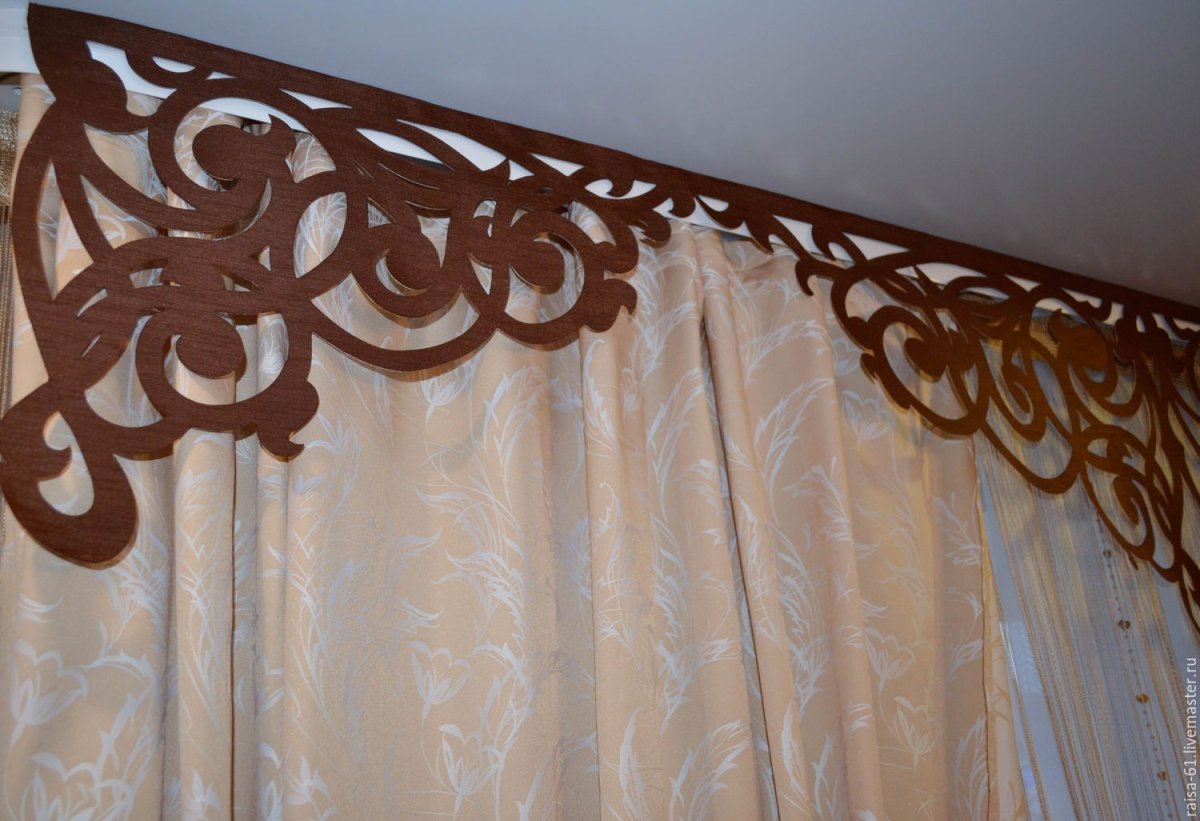 Ажурный ламбрекен