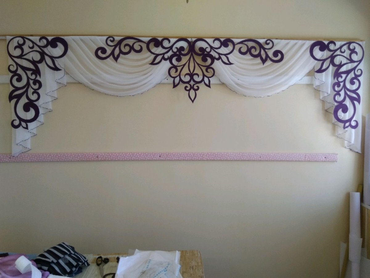 Ажурный ламбрекен