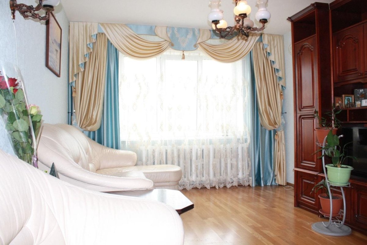 Карнизы в квартире