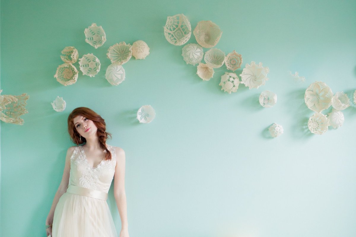 Дерево из бумажных бабочек