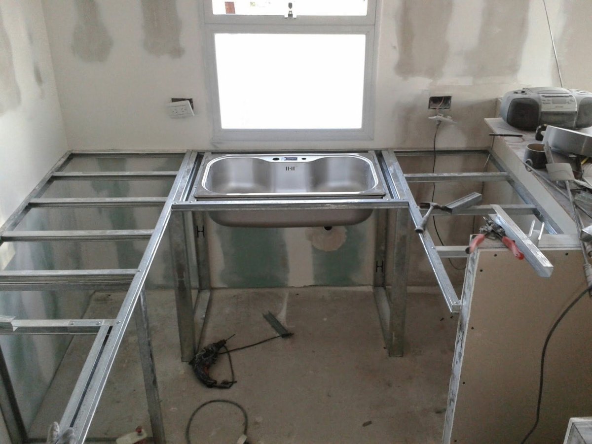 Каркас кухни из профиля