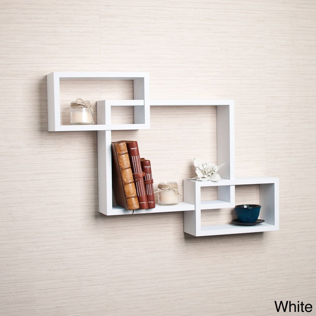 Полочки навесные угловые