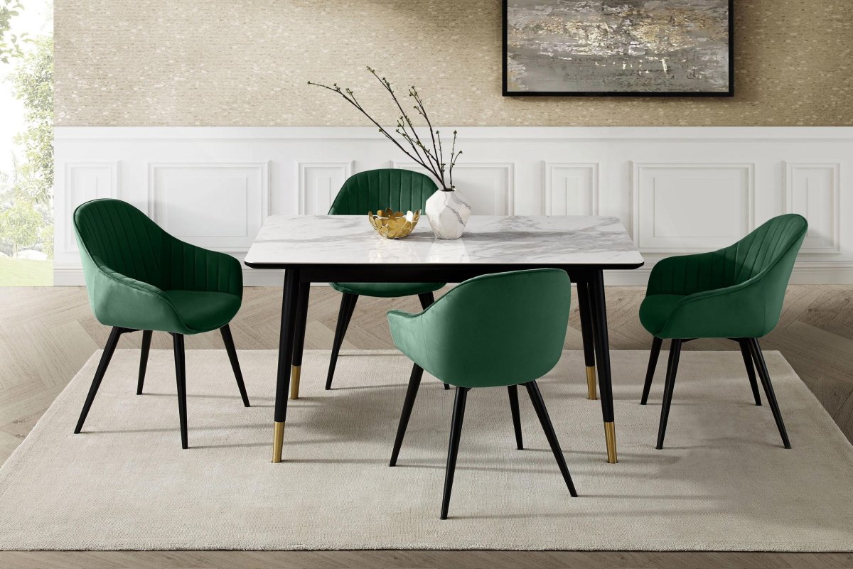 Изумрудные стулья в интерьере