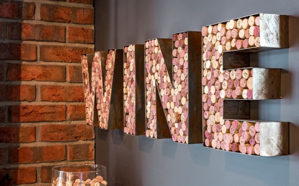 Панно для пробок от вина