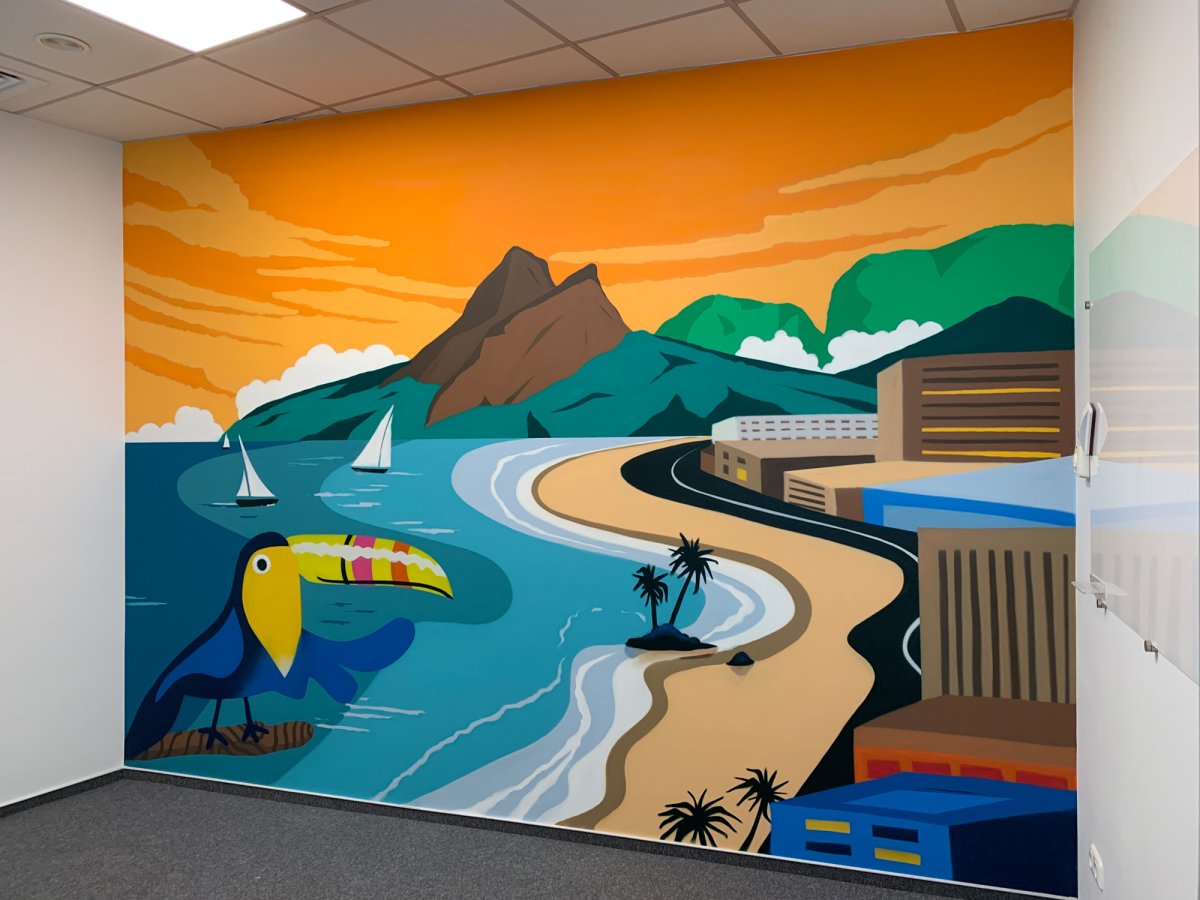 Роспись стен в учебном заведении