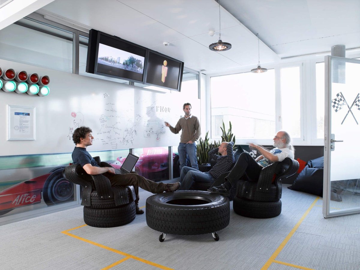 Дети в офисе гугл