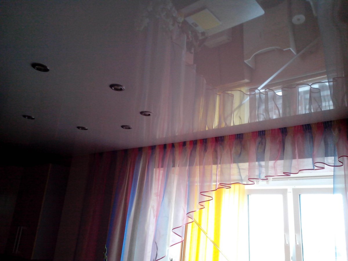 Гардина для натяжного потолка
