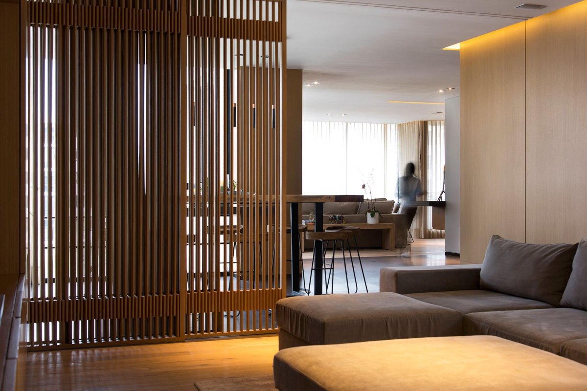 Деревянные перегородки для лестницы