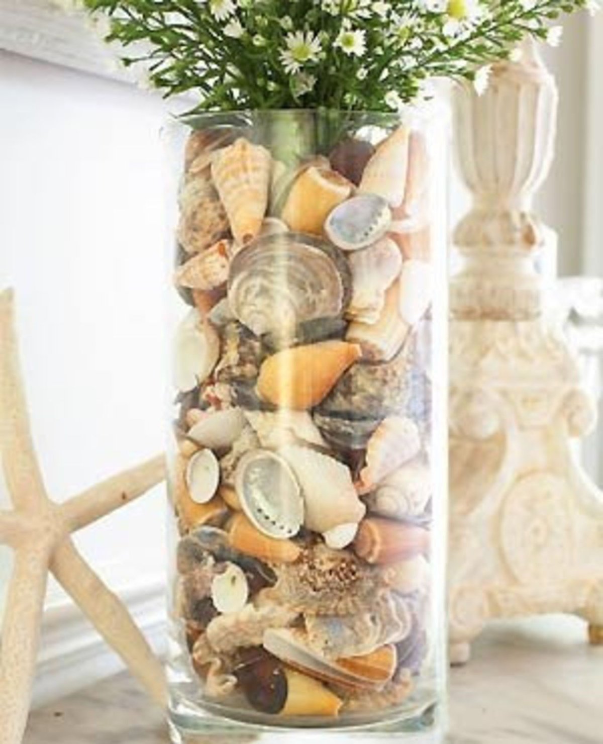 Вазы декорированные ракушками