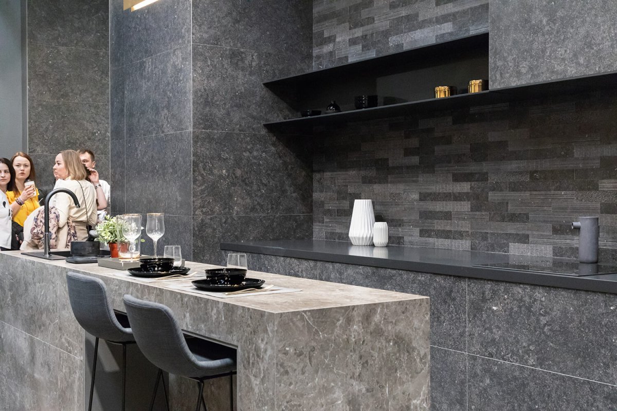 Gabbro Black Pol Color body