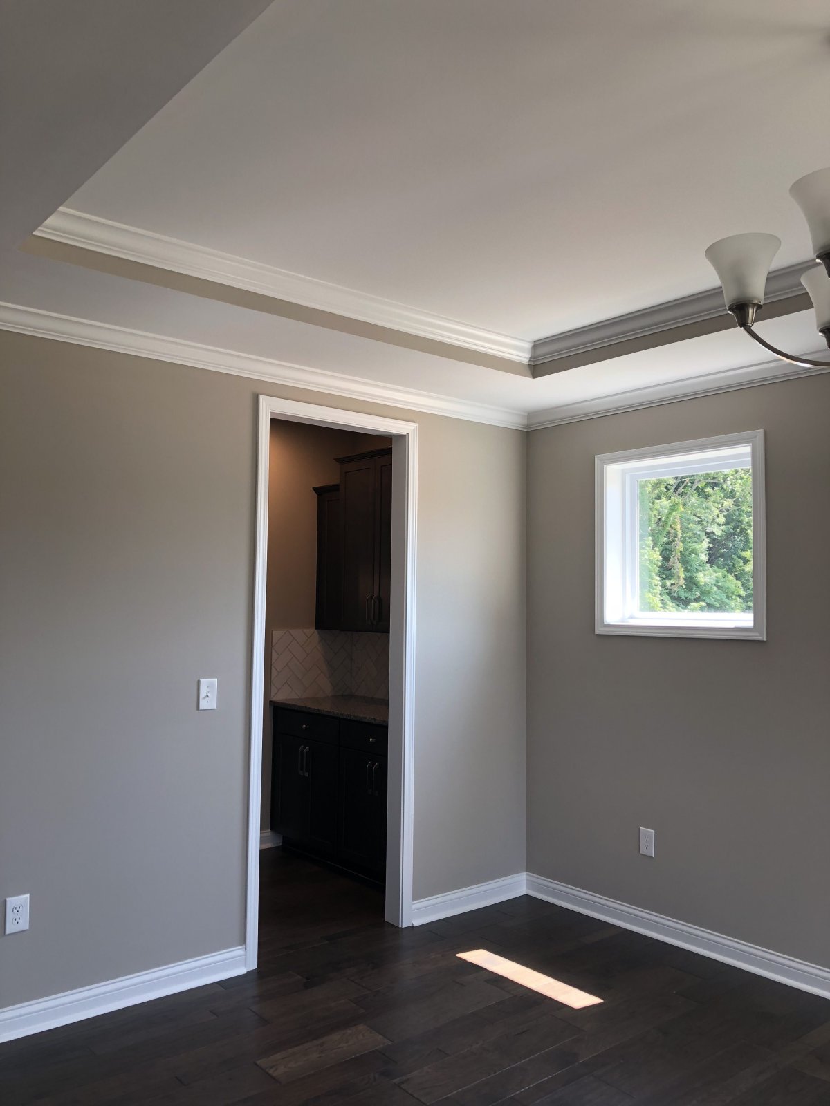 Плинтус в интерьере минимализма