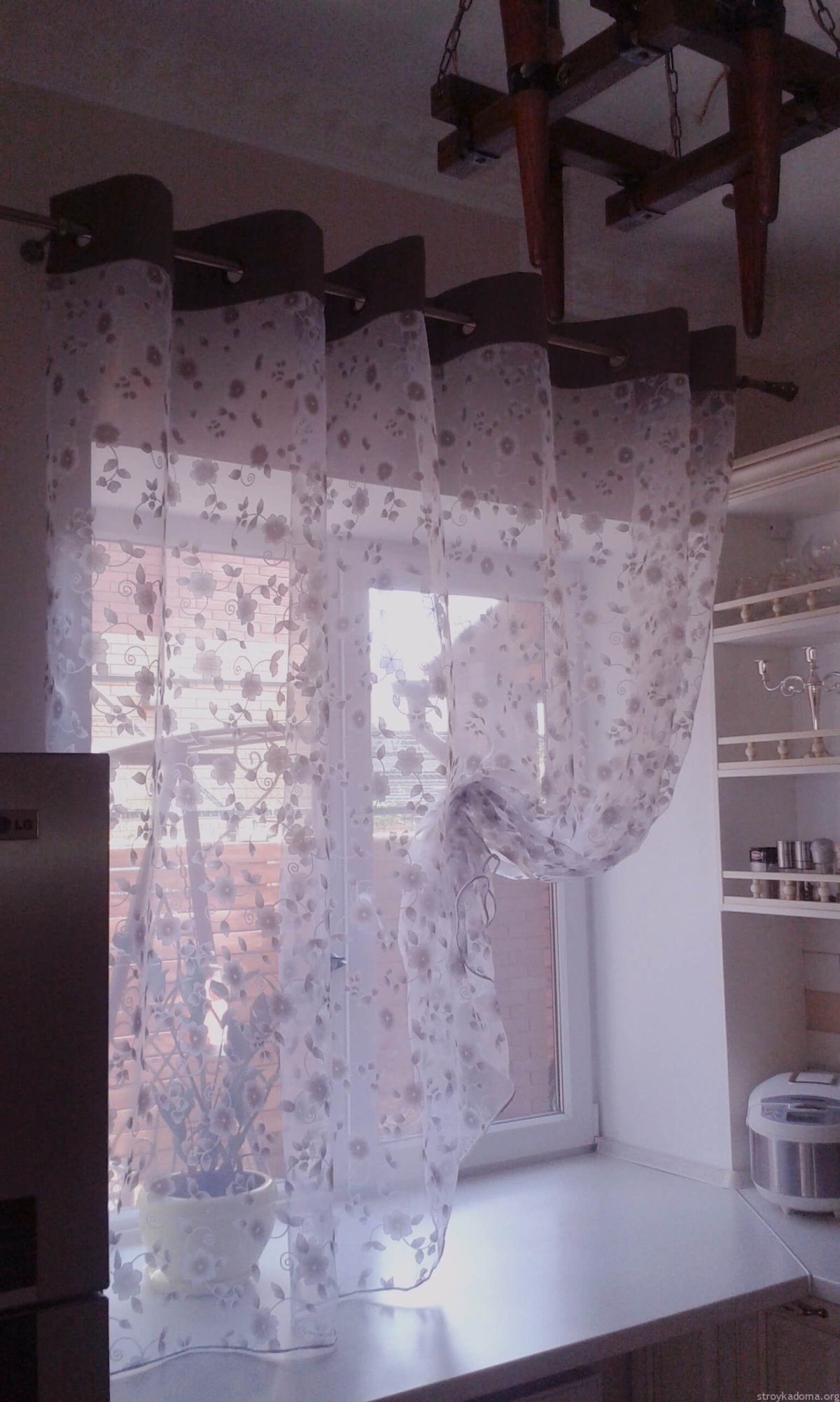 Тюль в сборку на окно