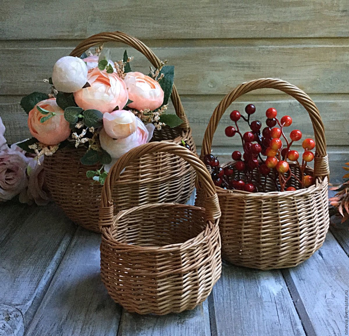 Плетеные корзины в интерьере