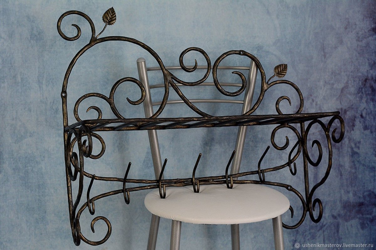 Кованые полочки без фона белые