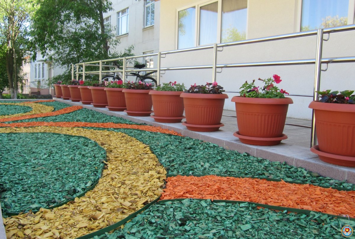 Декор из цветного щебня