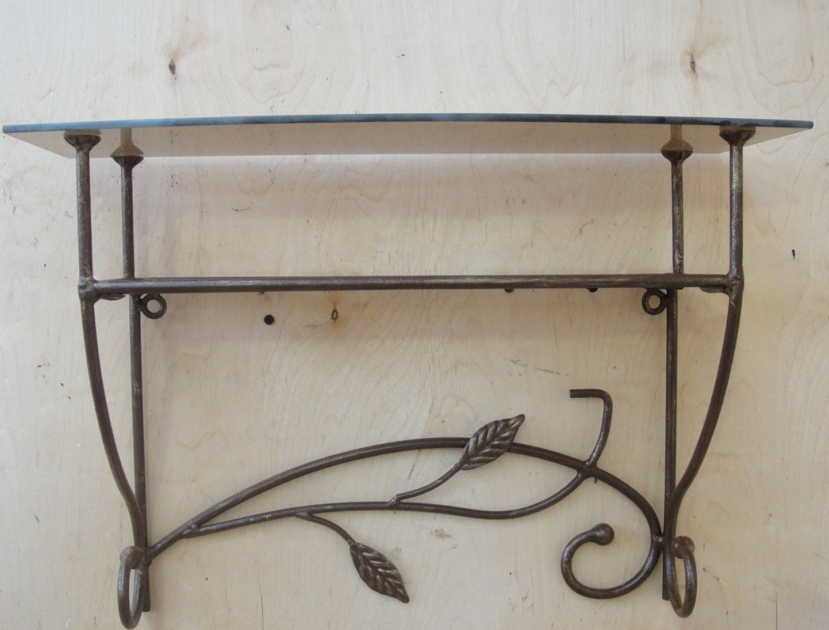 Книжная полка холодная ковка