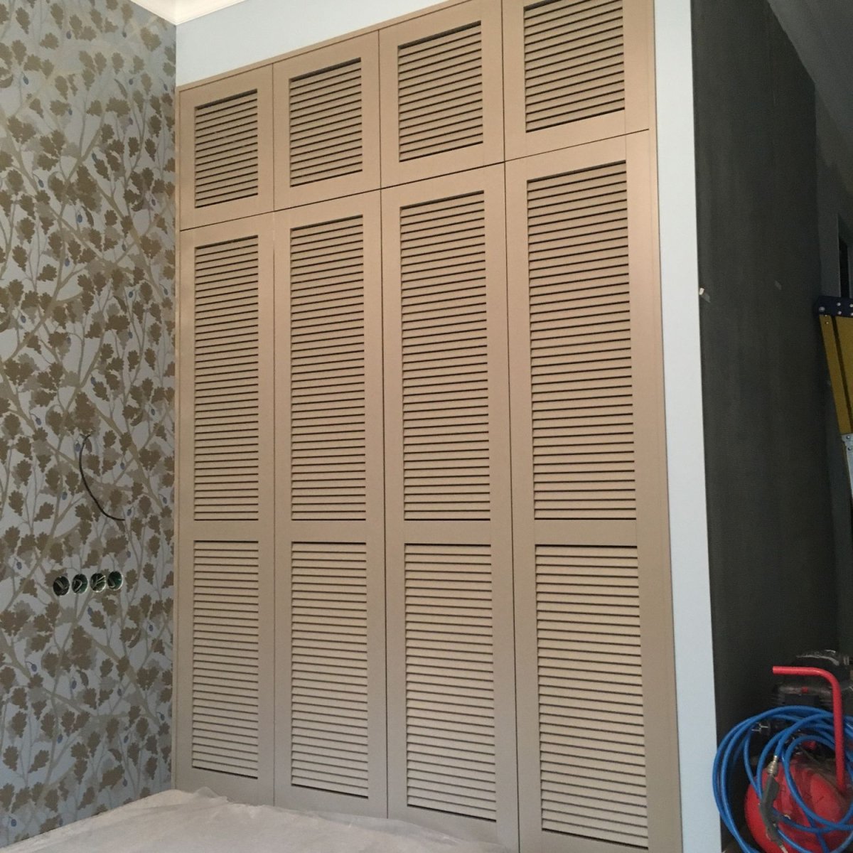 Жалюзийные двери 1205 на 500