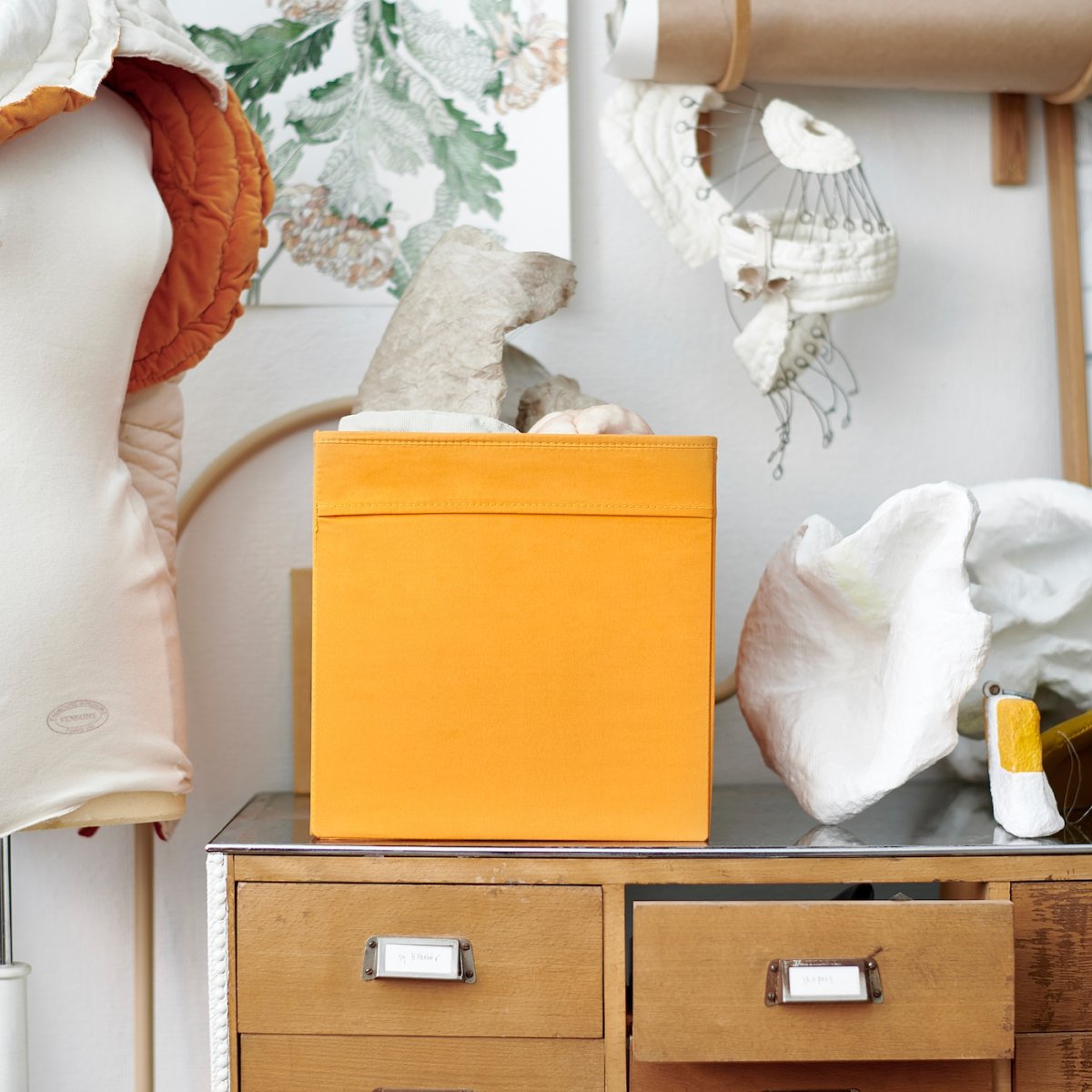 Коробка рукодельницы