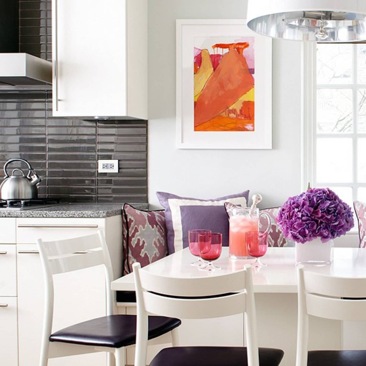 Дизайнерские розовые стулья