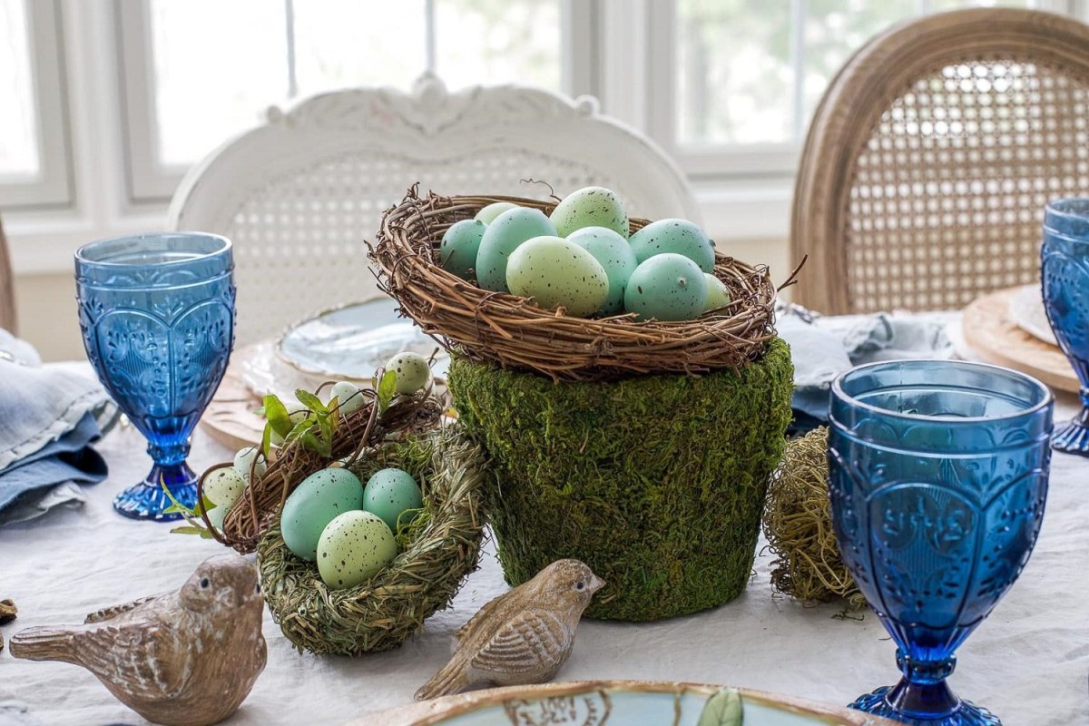 Декор стола на Пасху