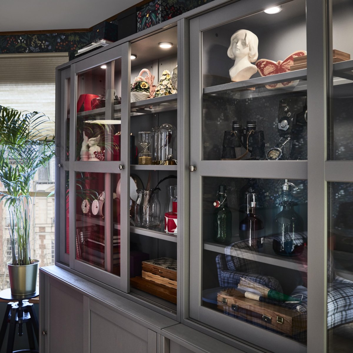 Икеа хавста шкаф витрина